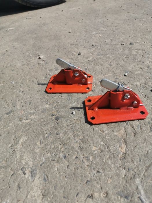 Żabka szalunkowa, zacisk sprężynowy szalunkowy, żabka.