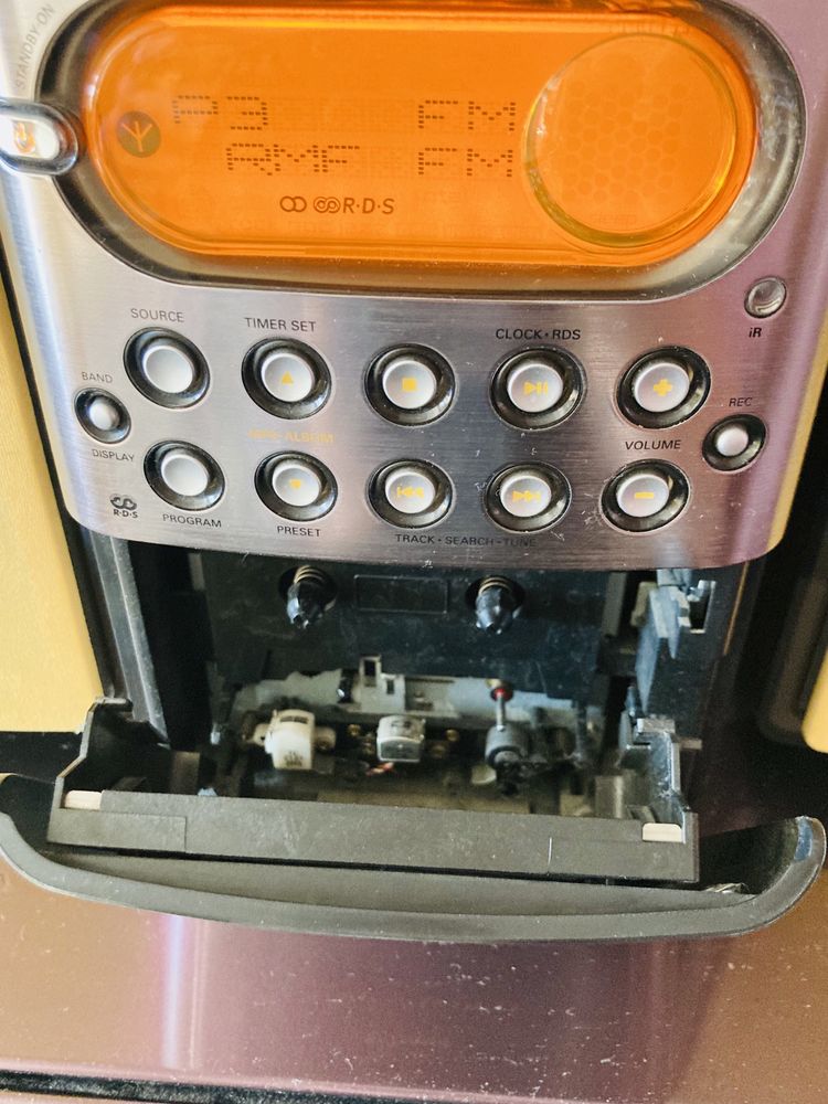 Mini wieża Philips MC-M250