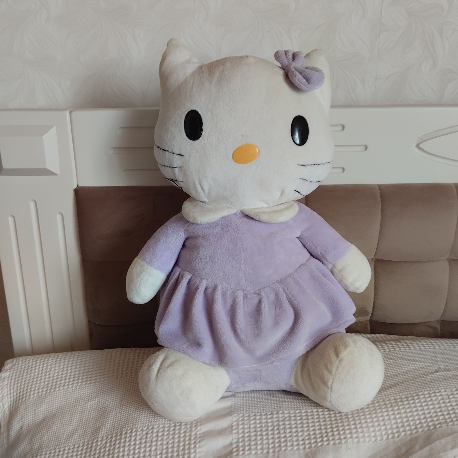 м'яка іграшка hello kitty