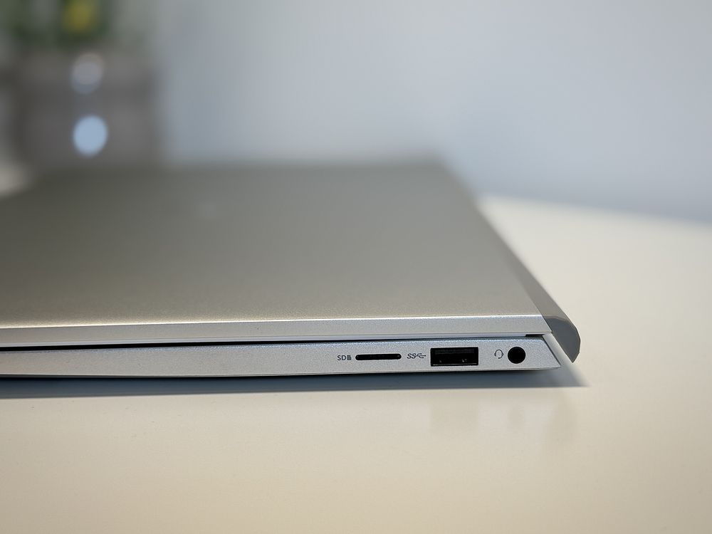 Laptop Dell Inspirion 5505 16/512 X-KOM