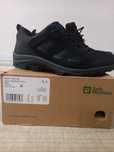 Продам кросівки Jack Wolfskin
