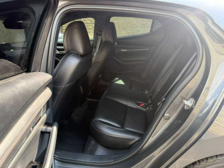 Mazda 3 Premium      2019