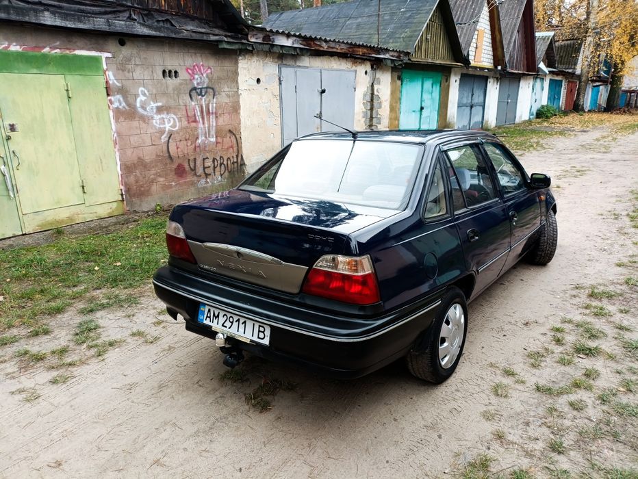 Продам авто всі питання за телефоном.