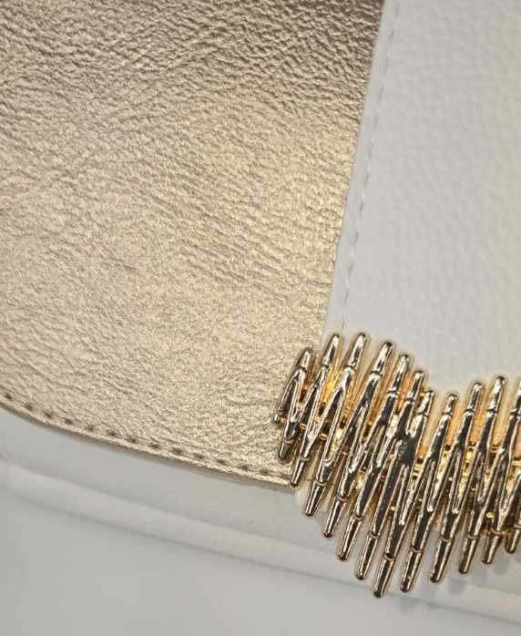 Massimo Contti torebka listonoszka biała ze złotą klapką serduszko