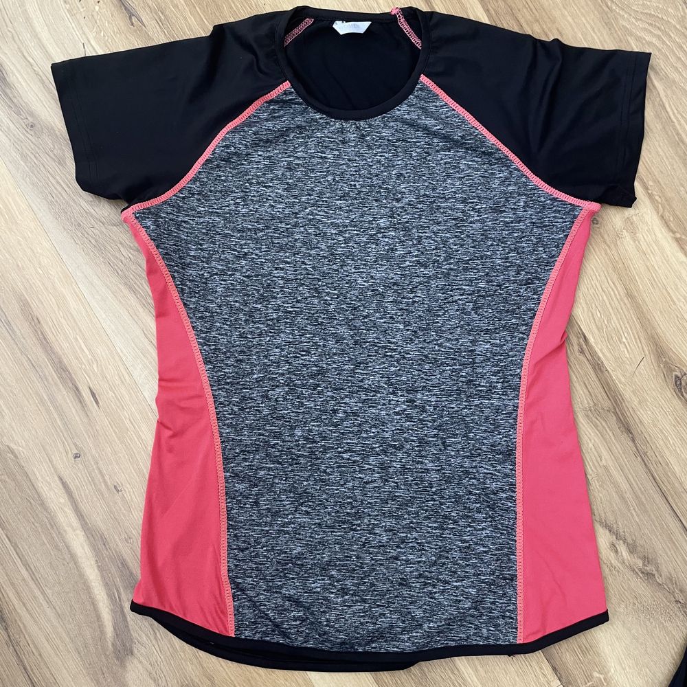 Komplet sportowy leginsy bluzka z krótkim rękawkiem XS 34 S 36
