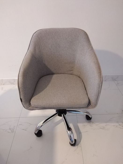 Cadeira Escritório Estofada Cinza