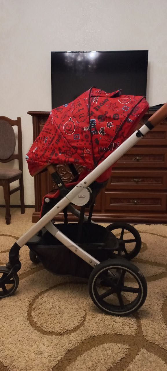 Терміново ! коляска Cybex Eezy S Values for Life Love Red