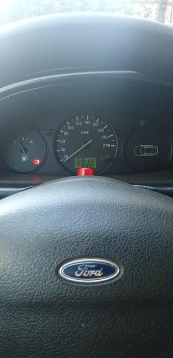 Ford fiesta 1.8D 112.000 kms reais