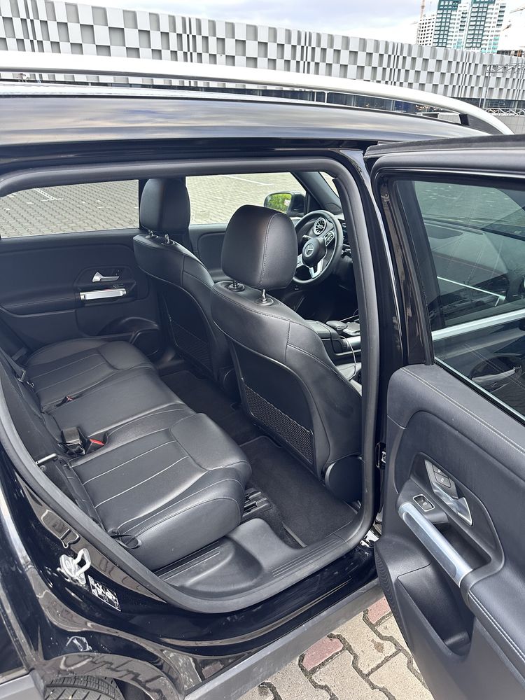 Mercedes EQB 250+