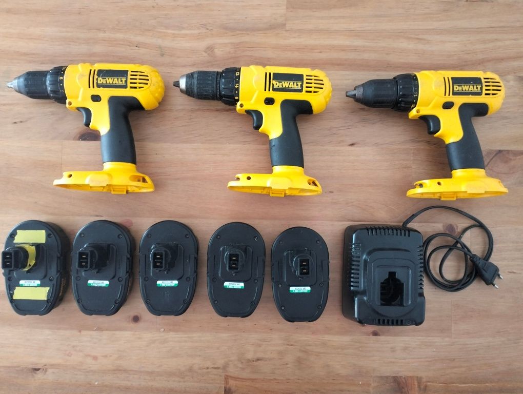 ZESTAW DeWalt wiertarko-wkrętarka DC970 bateria  DC9098 ładowarka
