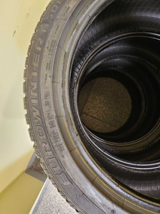 Opony zimowe 4x 225/45R17 Falken Eurowinter HS01 z rantem ochraniajacy