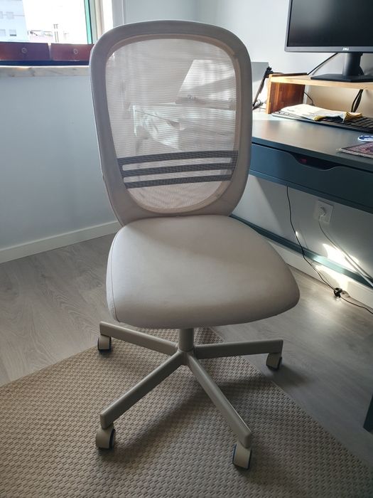 Cadeira de escritório IKEA