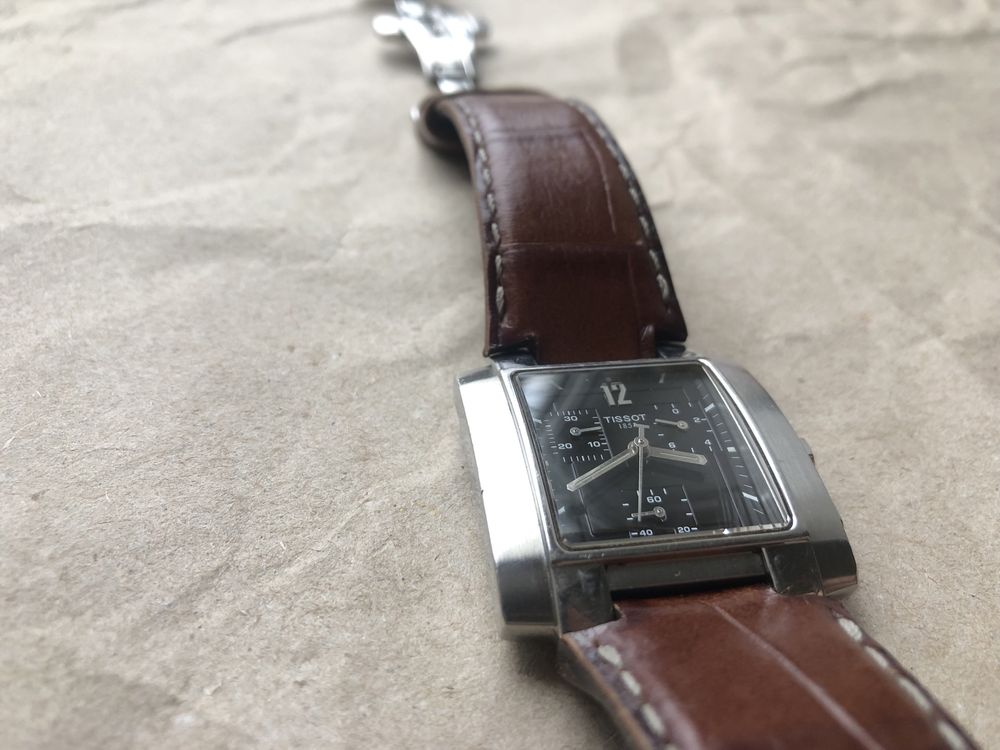 Наручний годинник Tissot l875/975k