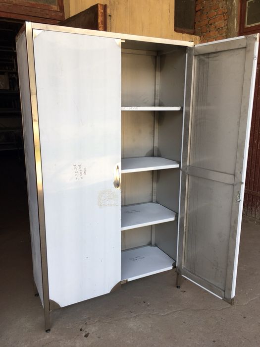 Стелаж Шафа нержавійка з дверками тумба