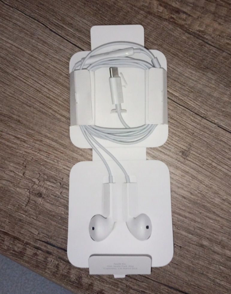 EarPods USB-C Apple