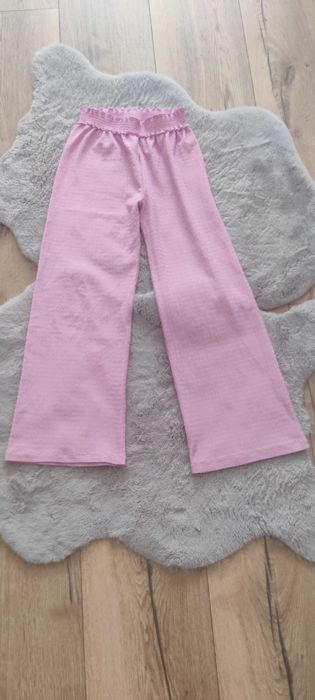 Legginsy dla dziewczynki rozm. 140