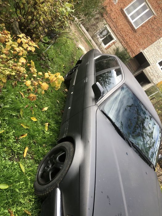 Продам Бмв е32 1988 рік 3,5 бензин