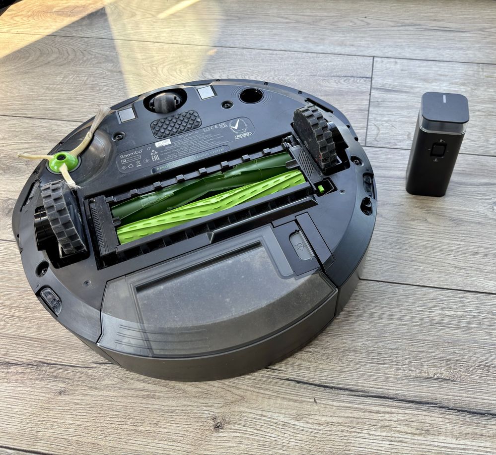 robot sprzątający I robot roomba i7