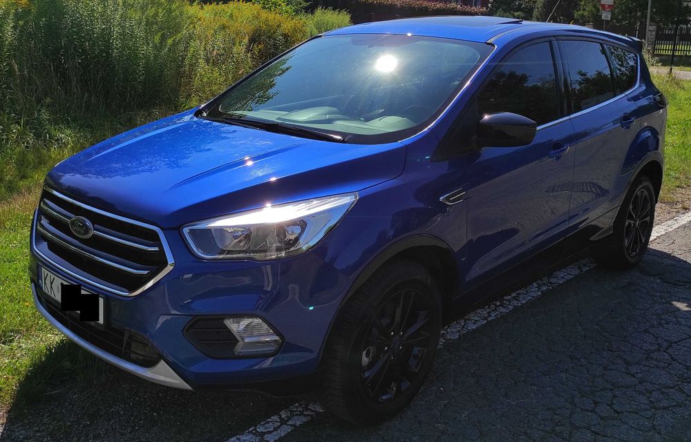 Ford Escape 2.0 EcoBoost AWD Titanium, pakiet BLACK szklany dach.