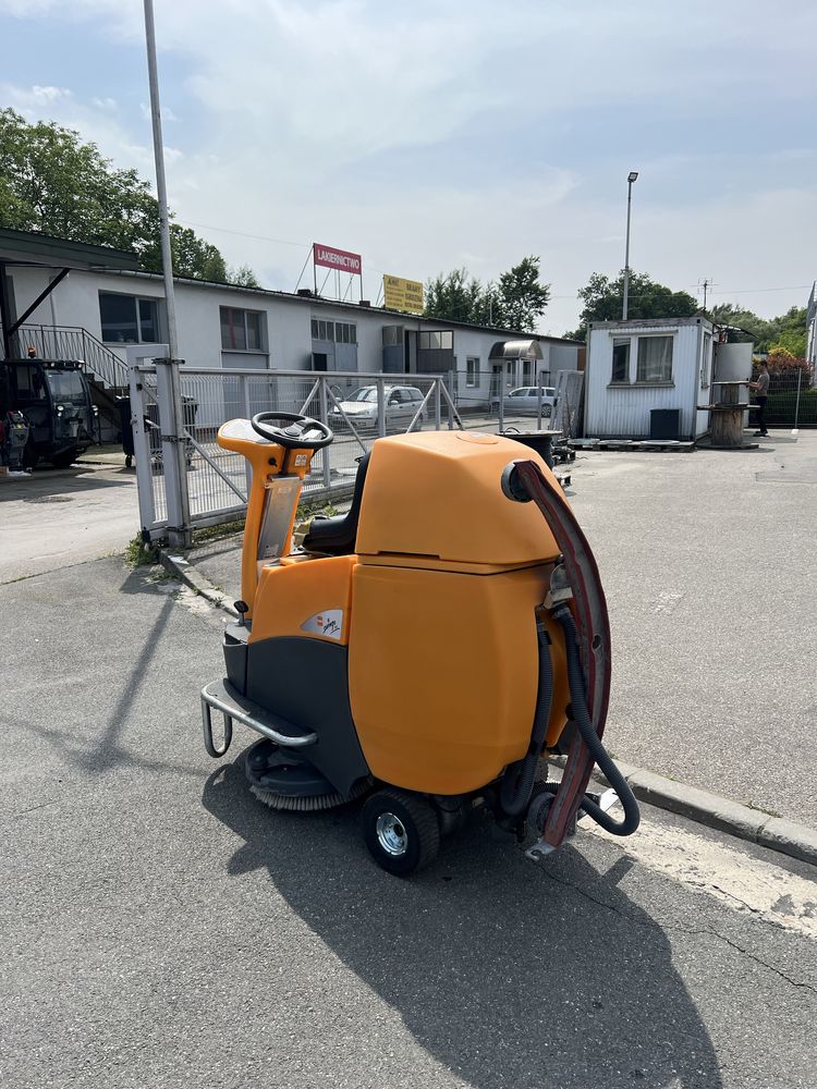 Szorowarka Taski Swingo 3500 z fotelem import Niemcy okazja