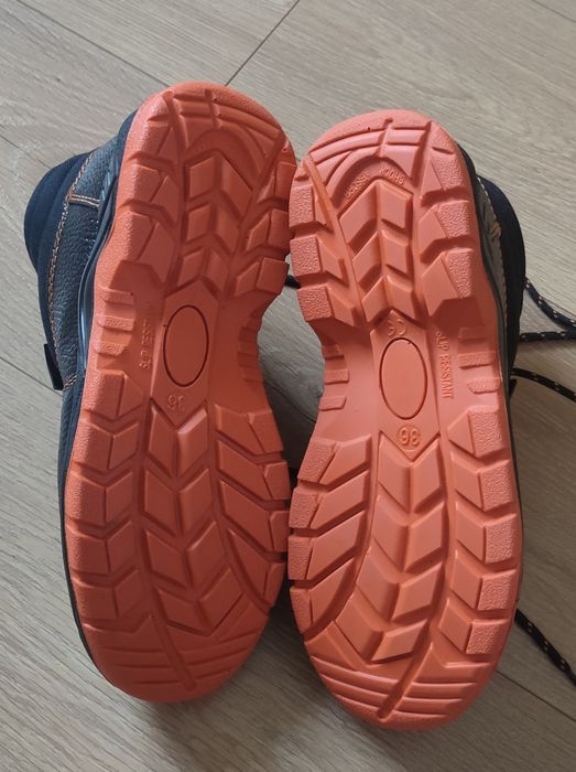 Черевики Urgent 101 S1 антистатичні з металевим носком, 36 розмір!і