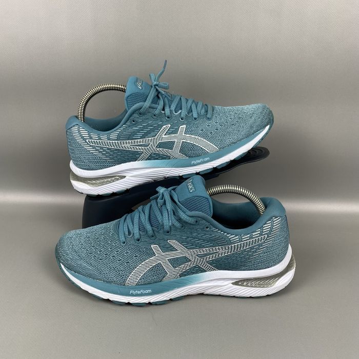 Бігові кросівки Asics Gel Cumulus 22 [1012A741] Оригінал