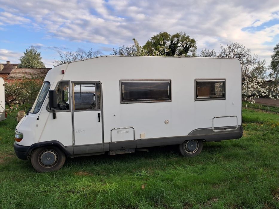 Renault Kamper Integra Hymer BR598 2x klimatyzacja 6osób do jazdy i spania  WC osobny prysznic ciepła woda lodówka kuchenka