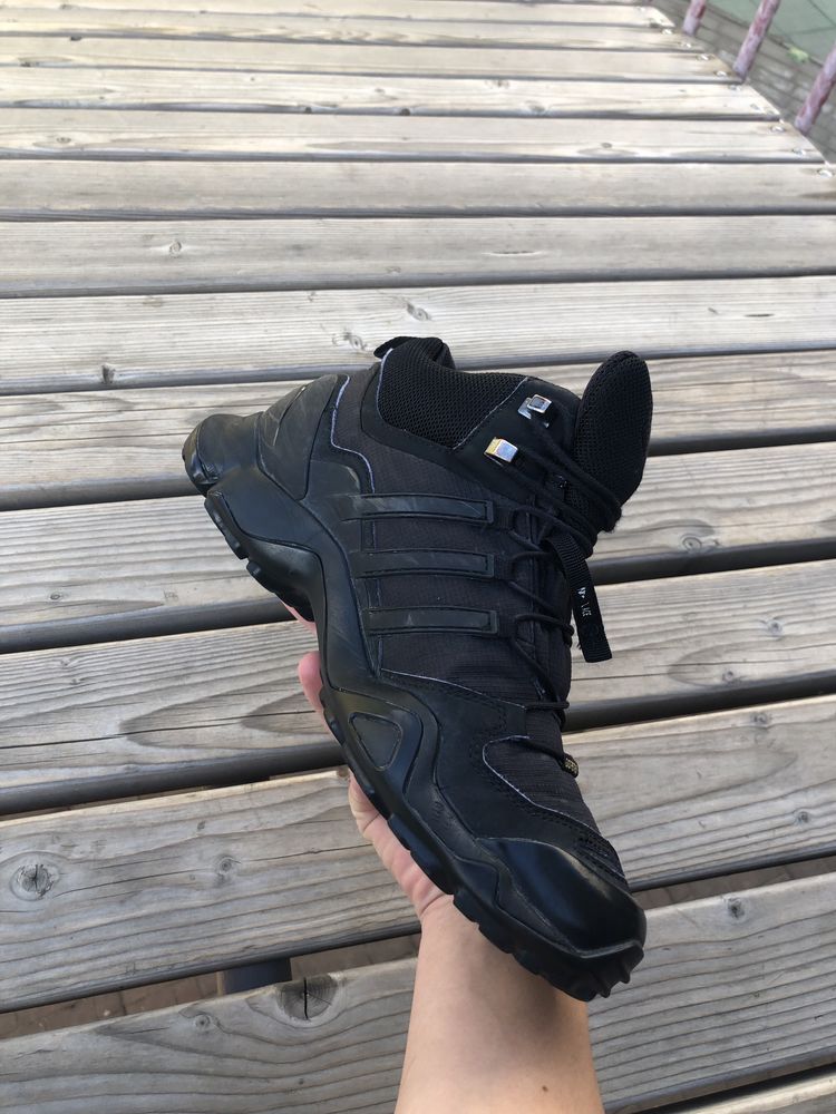 Кросівки adidas terrex swift R