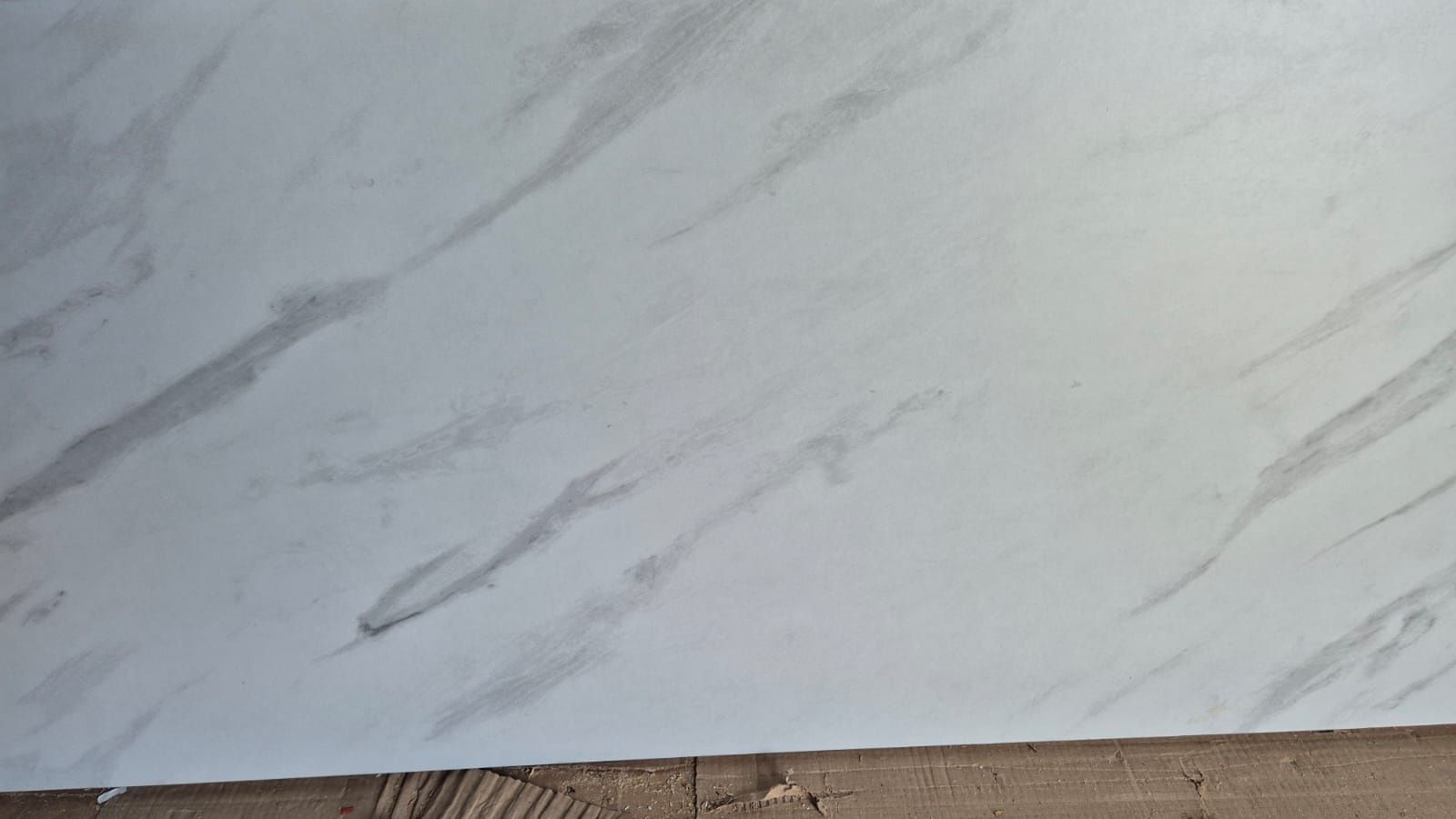 Blat kuchenny/wiórowy Woodeco Marmur Bianco S63051