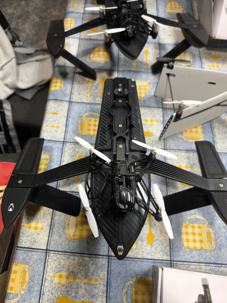 Vendo 4 drones parrot