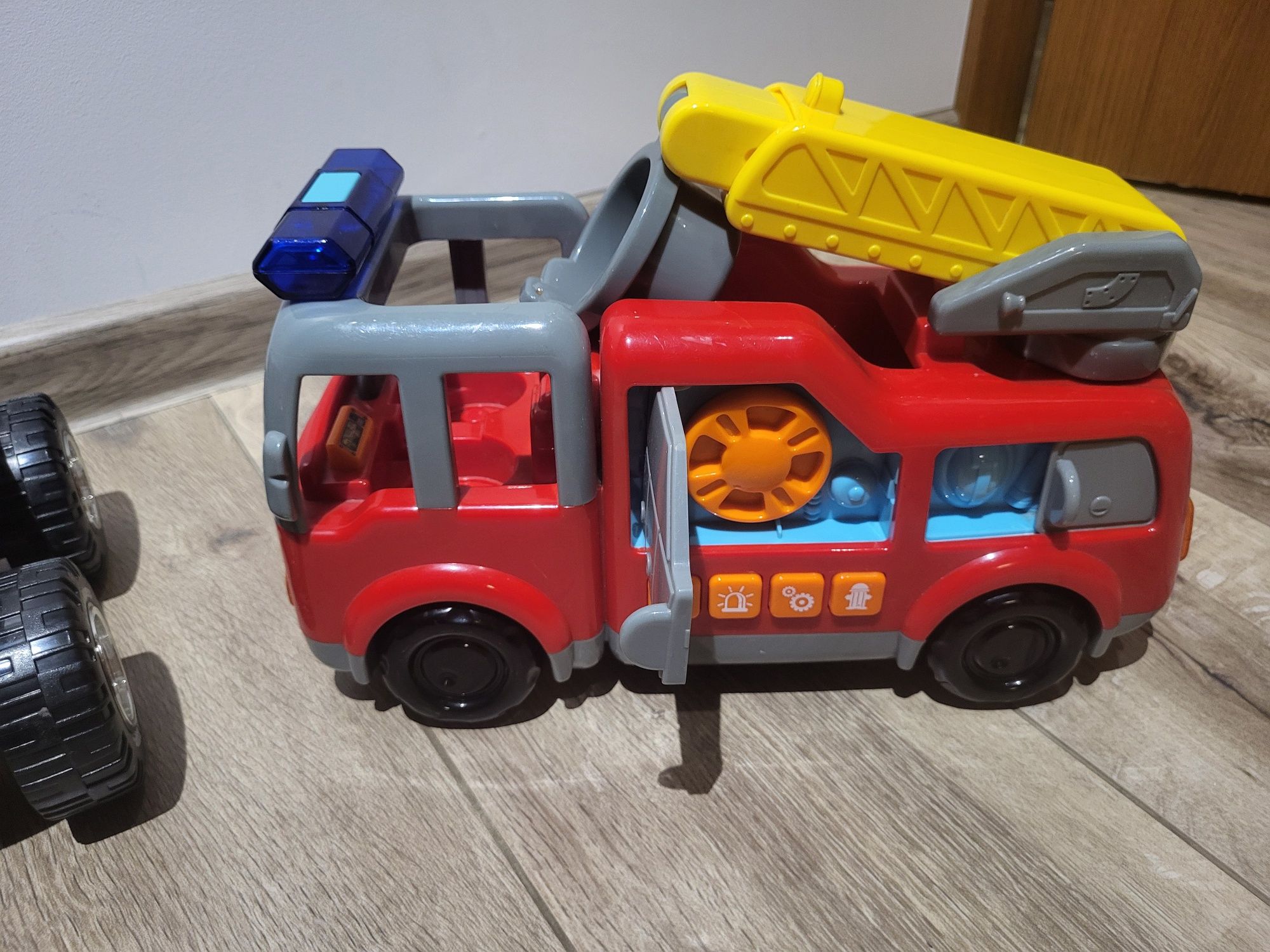 Zestaw aut - laweta, straż pożarna, monster truck