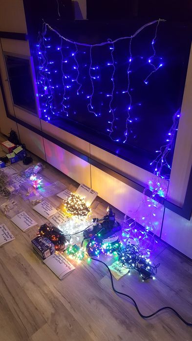 Новогодние украшения елки гирлянды