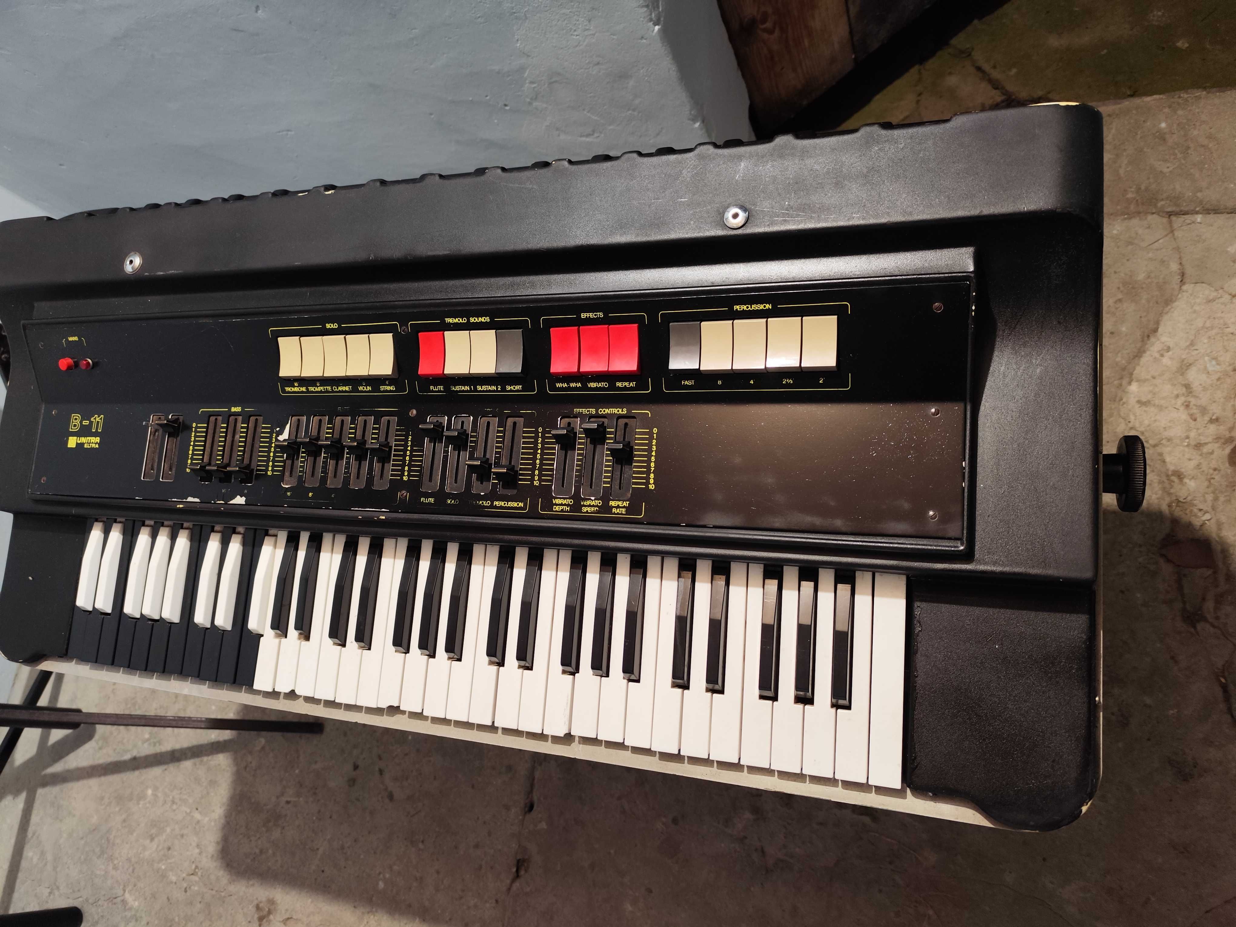 Sprzedam Organy B-11 UNITRA