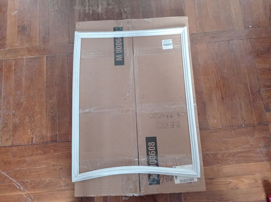 Продам уплотнительную резину