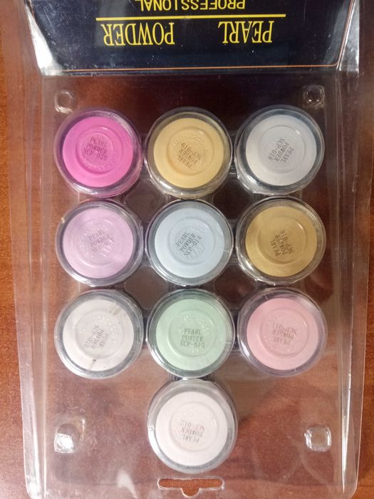 Лікування та догляд за нігтями Le Vole