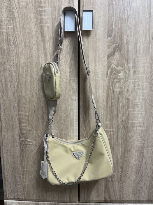 Сумка прада  мілано нейлон бежева