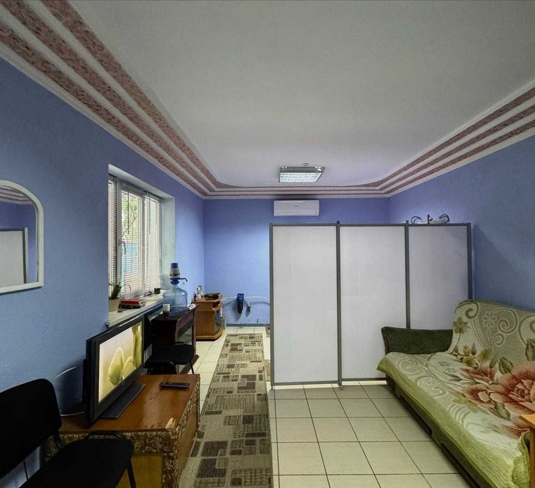 Продається комерційне приміщення