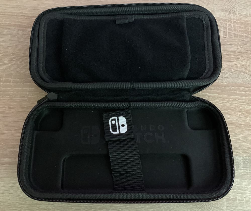 кейс для Nintendo Switch