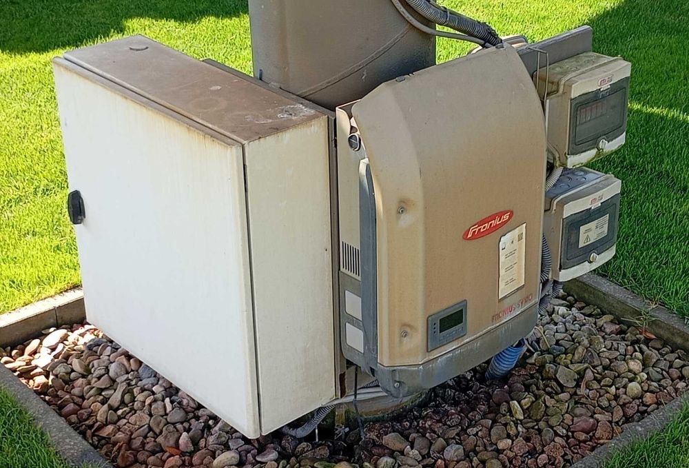 Tracker fotowoltaiczny 6,725kWp - konstrukcja, panele, falownik