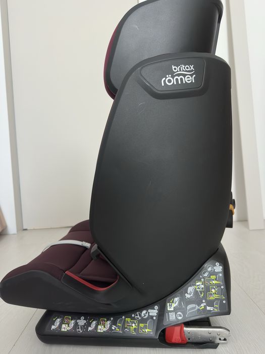 Автокрісло Britax Römer Advansafix м