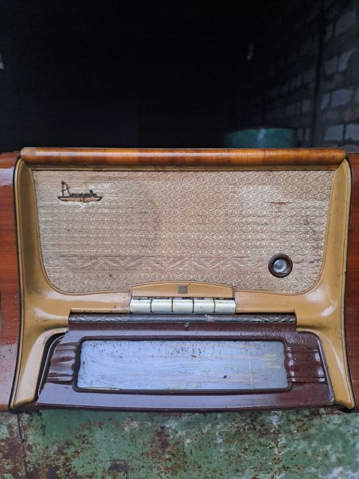 Приемник радіода Даугава для програвання платівок