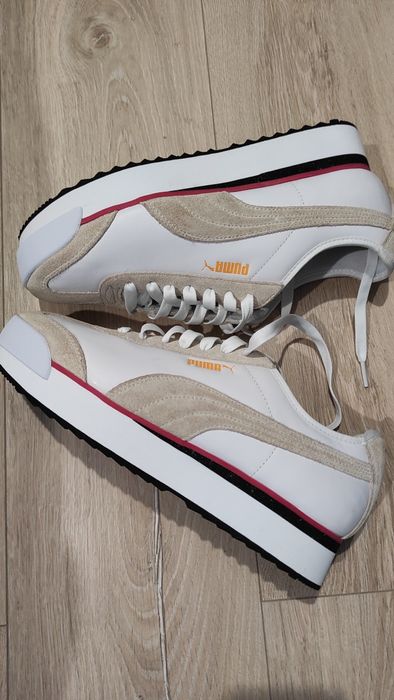 Жіночі кросівки puma розмір 42