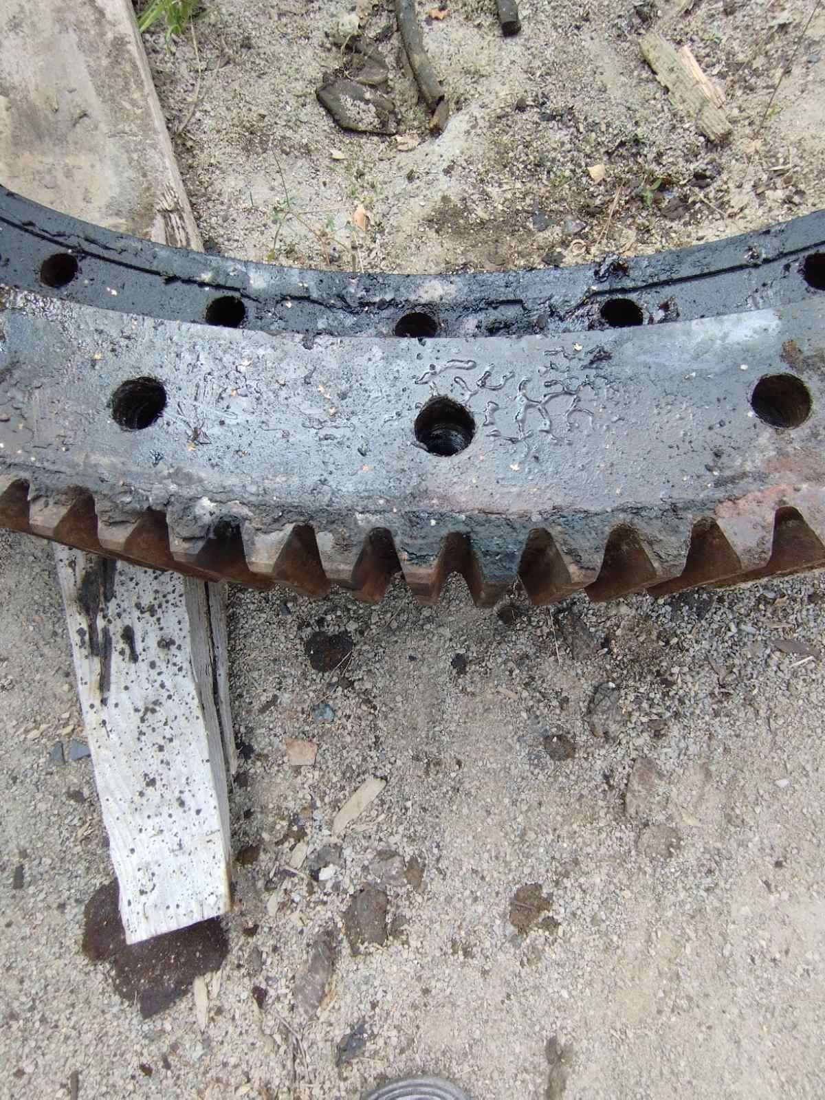 Поворотний круг Кран КС 5363.  Поворотний механізм КС 5363. Опора КС