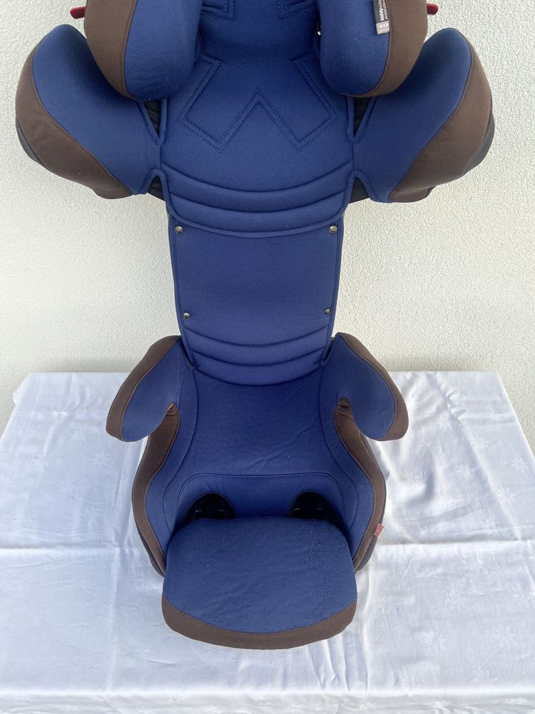 Fotelik samochodowy kiddy giardian fix 15-36 kg niebieski