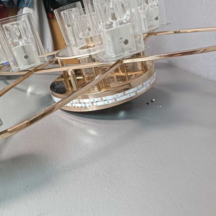 Люстра led светодиодная потолочная металл 60 см 10-60w
9 ламп+ лента