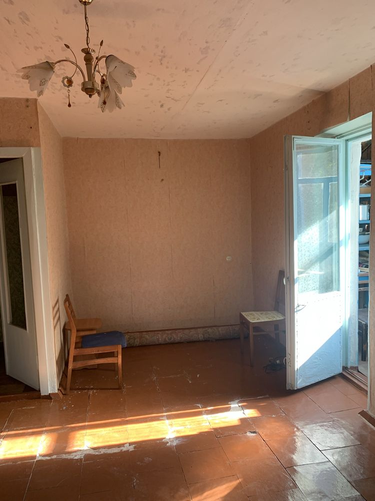 Продам 1 кімнатну квартиру на 23 вересня
