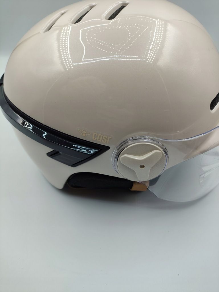 Kask rowerowy Cars z kierunkowskazami i goglami  M 55-58 cm kremowy