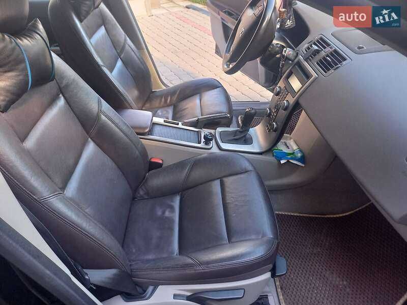 Продам Volvo V50 2009