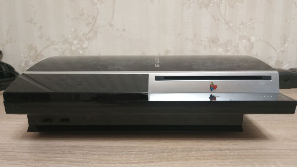 Sony PlayStation 3 Fat Донор запчастей.