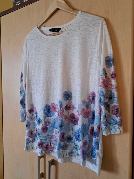 Piękna Bluzka w kwiaty XL
